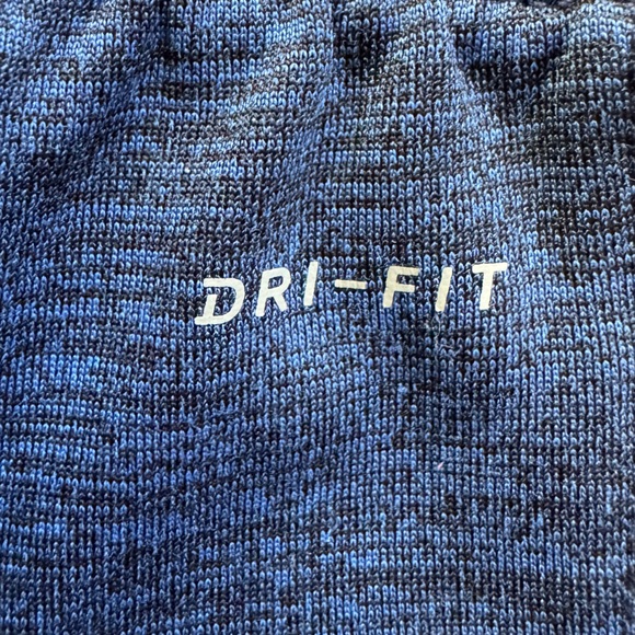 Nike Toddler, Dry-Fit Athletic Set, size 2T - Picture 7 of 7